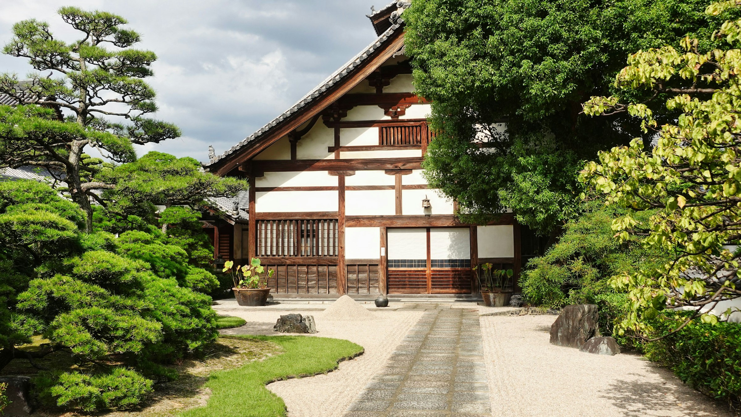 屋上緑化・壁面緑化